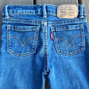 LEVIS 710 SUPER SKINNY LEVIS JEANS SIZE 5 REGULAR